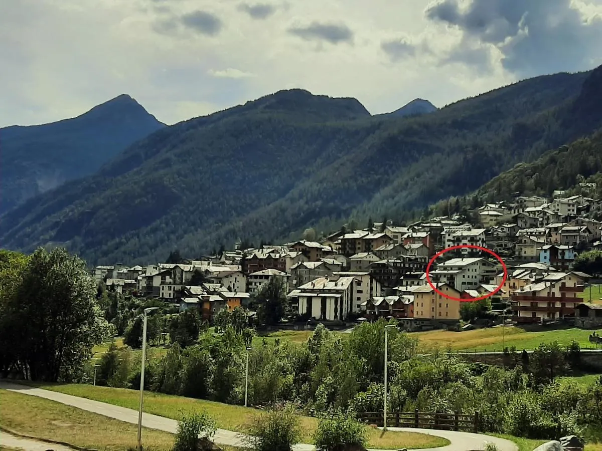 Civico 43 Interno 6 Apartment Chiesa in Valmalenco Italy